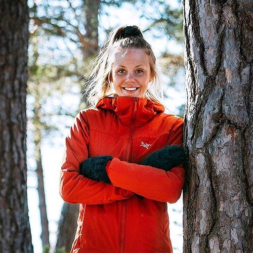 Ultralätrice et ski-alpiniste Johanna Åström Portrait de Johanna Åström