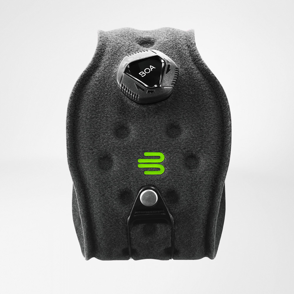 Bandage pour coude noir isolé Capture complète de la bande de coude noire