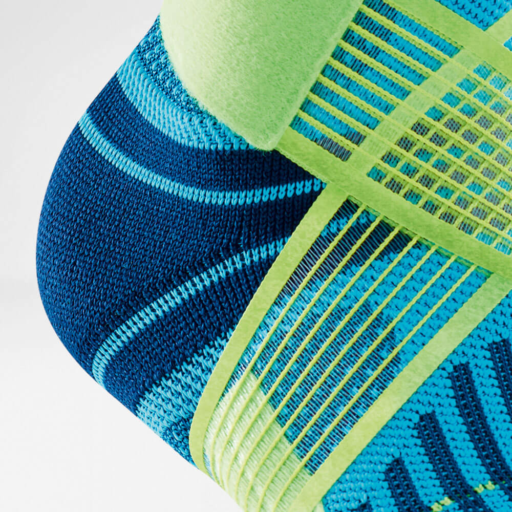 Bandage pour la cheville rivera Detail Taping Technology Vue détaillée du Ankle Support avec mise au point sur la bande de taping et le talon
