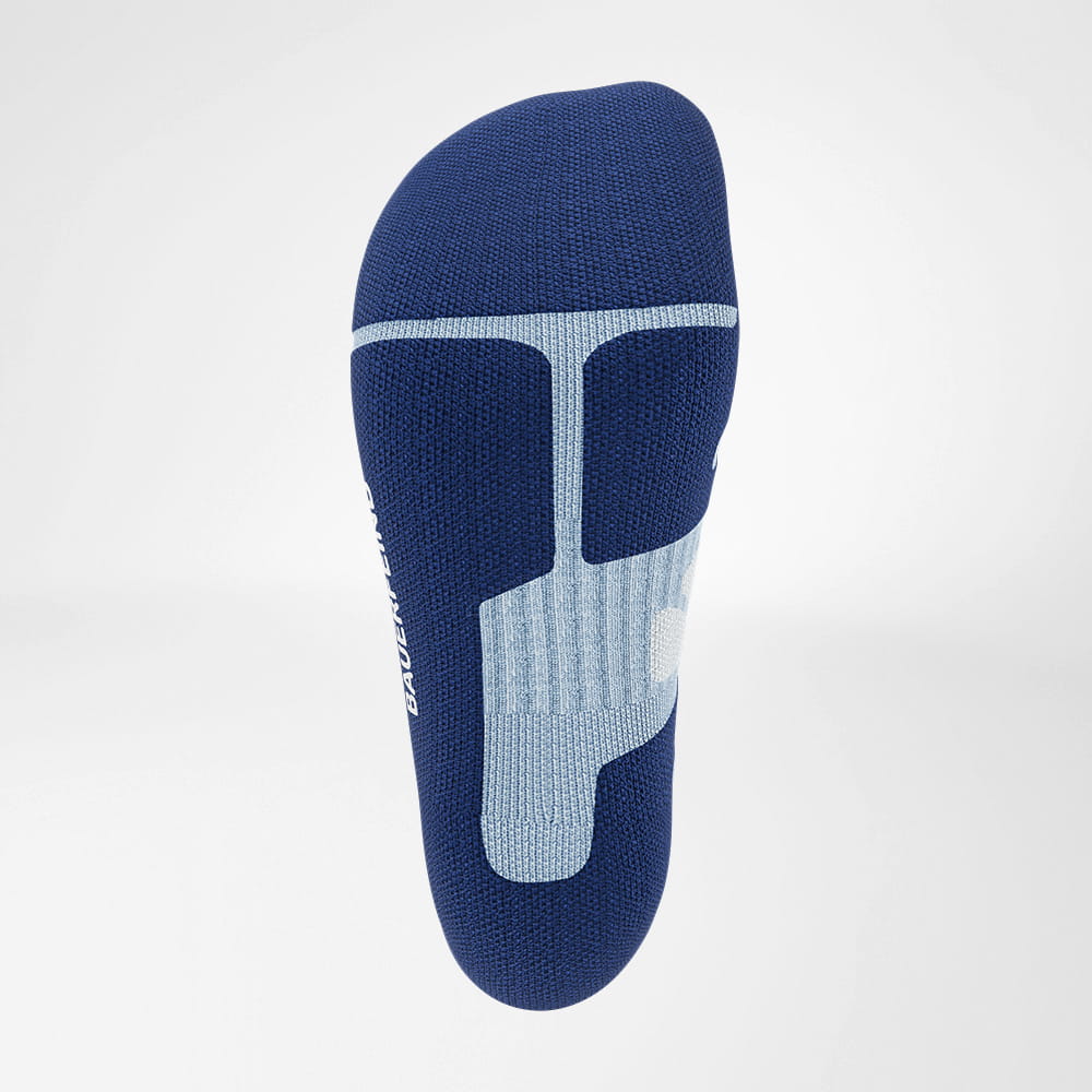 Chaussettes de randonnée mi-longues en mérinos bleu clair Détail Relief Semelle Vue produit de dessous - Relief Semelle des chaussettes de randonnée mi-longues en mérinos bleu clair